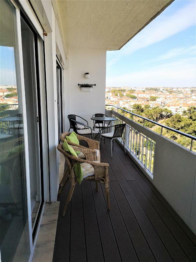 Superb View Over Cascais And The Ocean, With Wonderful Balcony Bagian luar foto